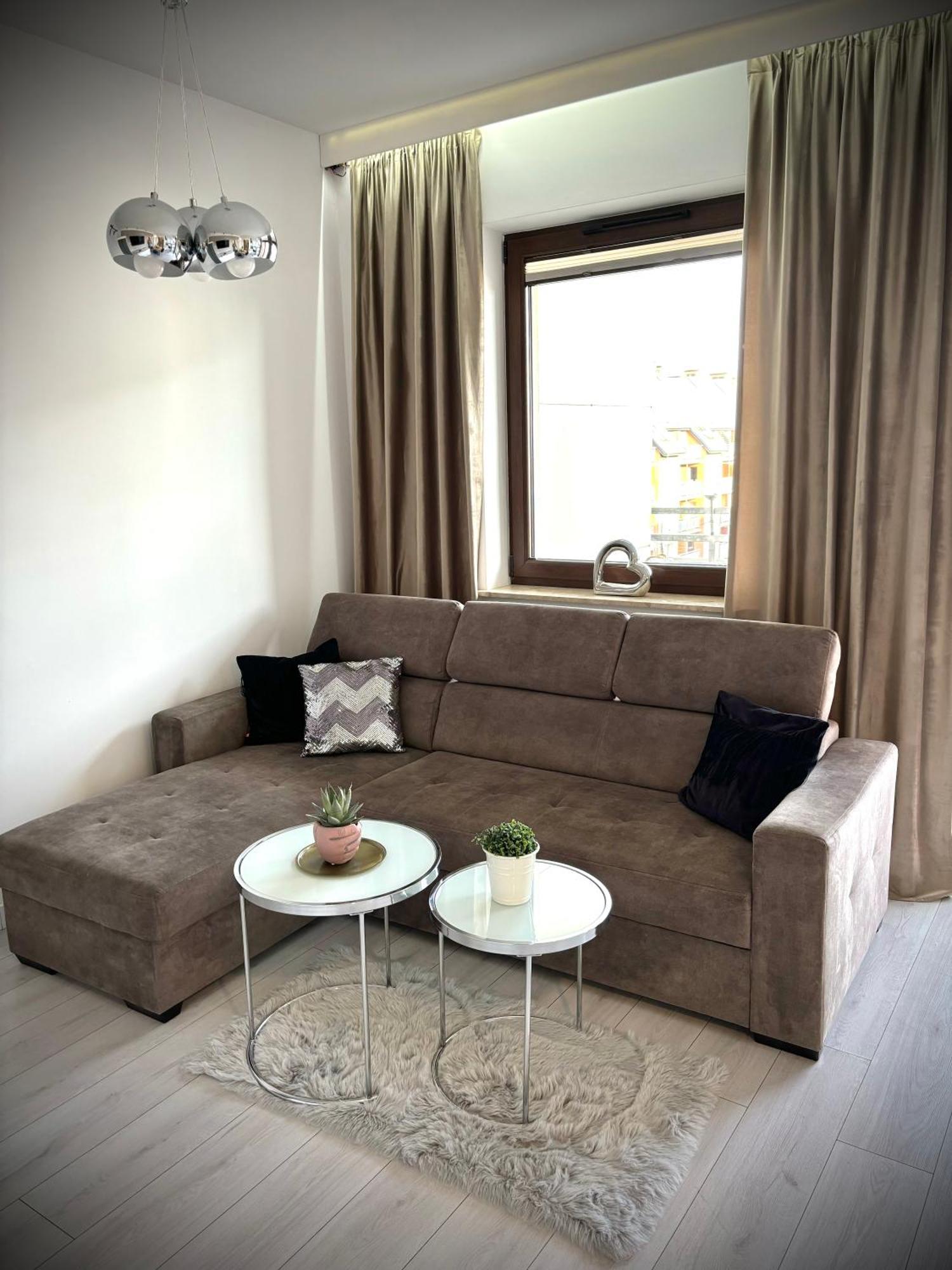 Apartament White Glove Bilitewskiego Olsztyn  Exteriör bild